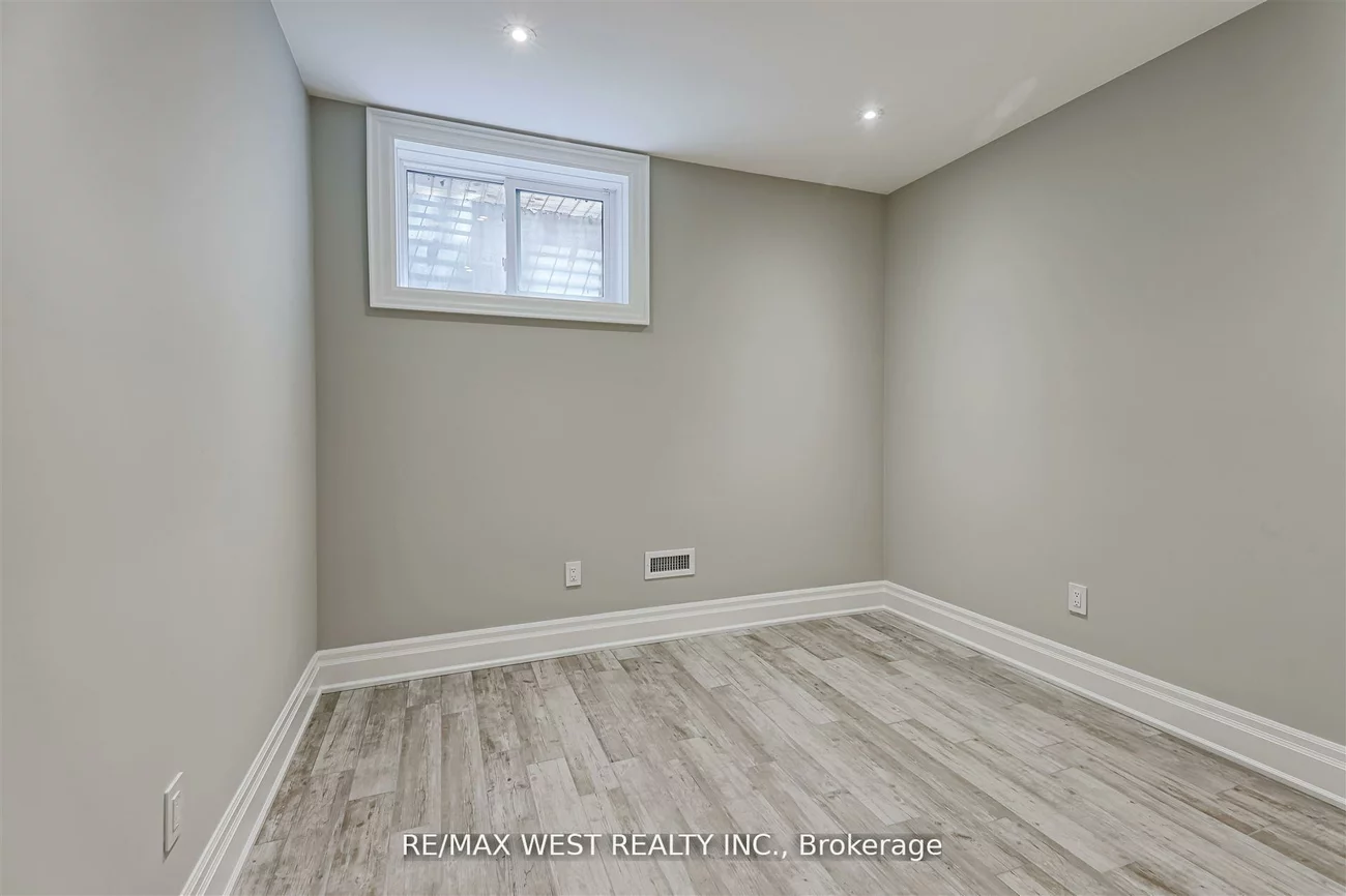 18, Windy Ridge, Scarborough Village, Toronto