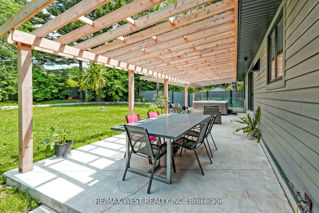 18, Windy Ridge, Scarborough Village, Toronto