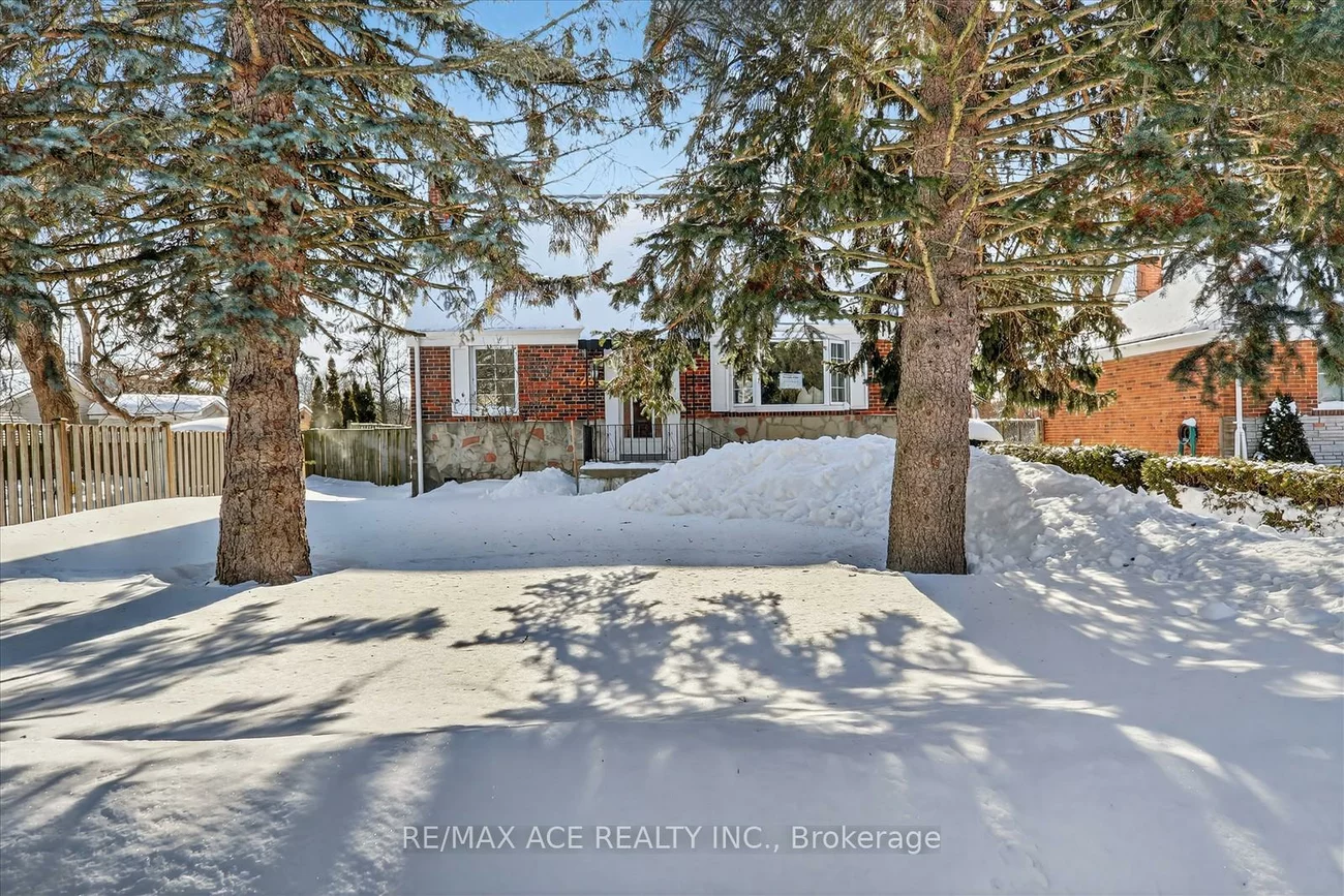 233, Oakridge, Cliffcrest, Toronto