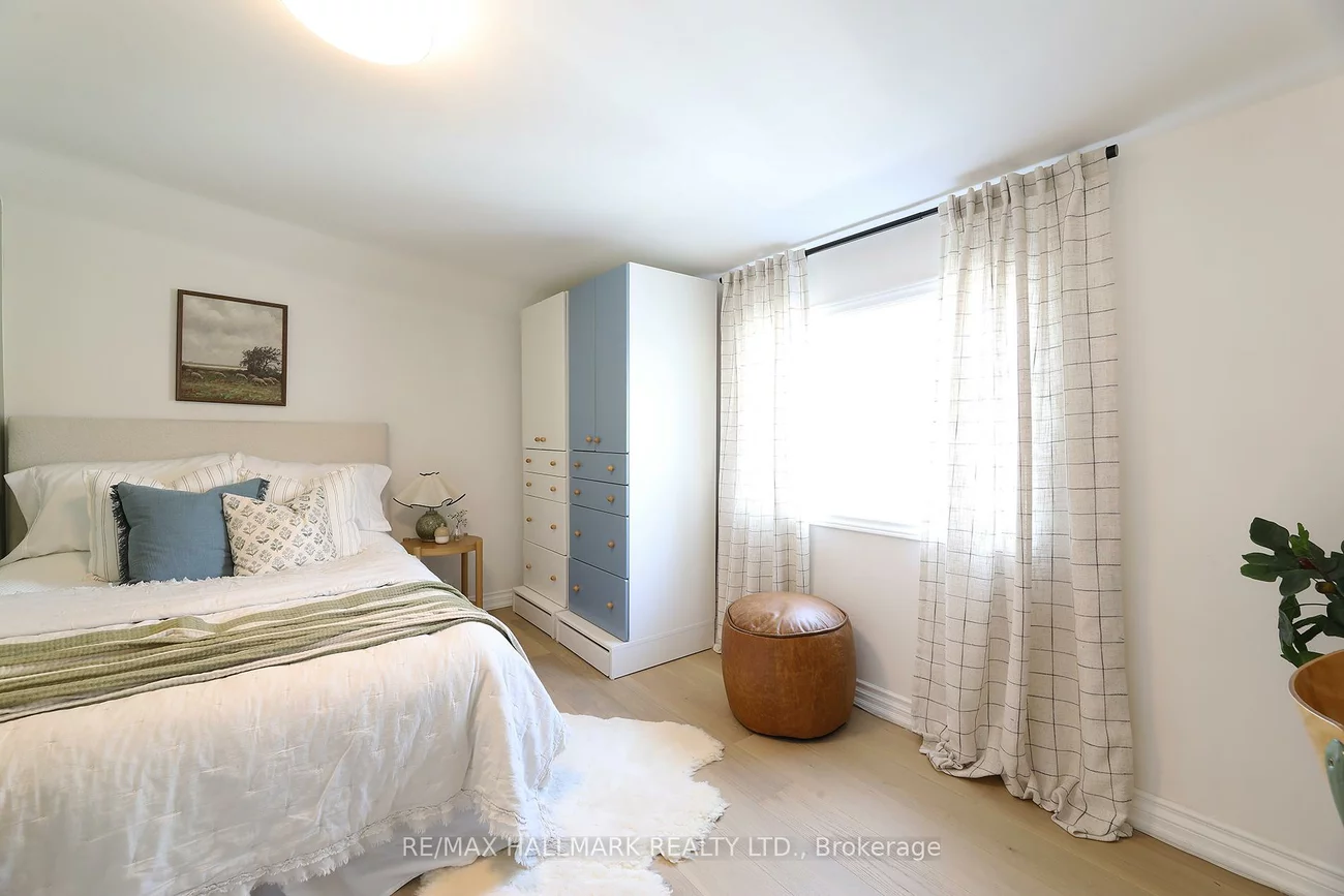 53, Craven, Greenwood-Coxwell, Toronto