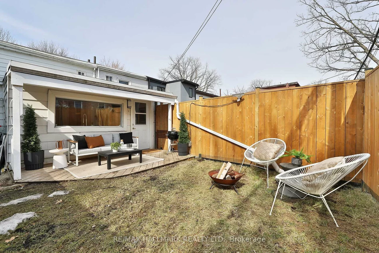 53, Craven, Greenwood-Coxwell, Toronto