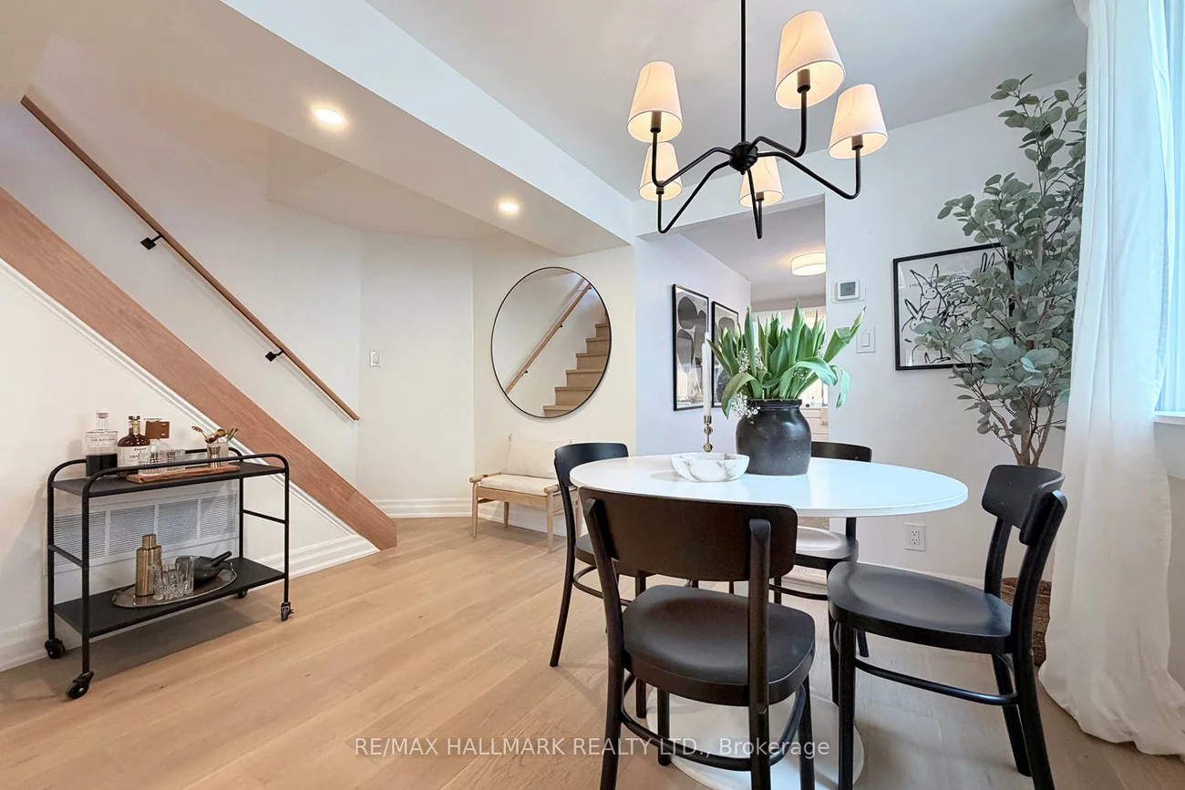 53, Craven, Greenwood-Coxwell, Toronto