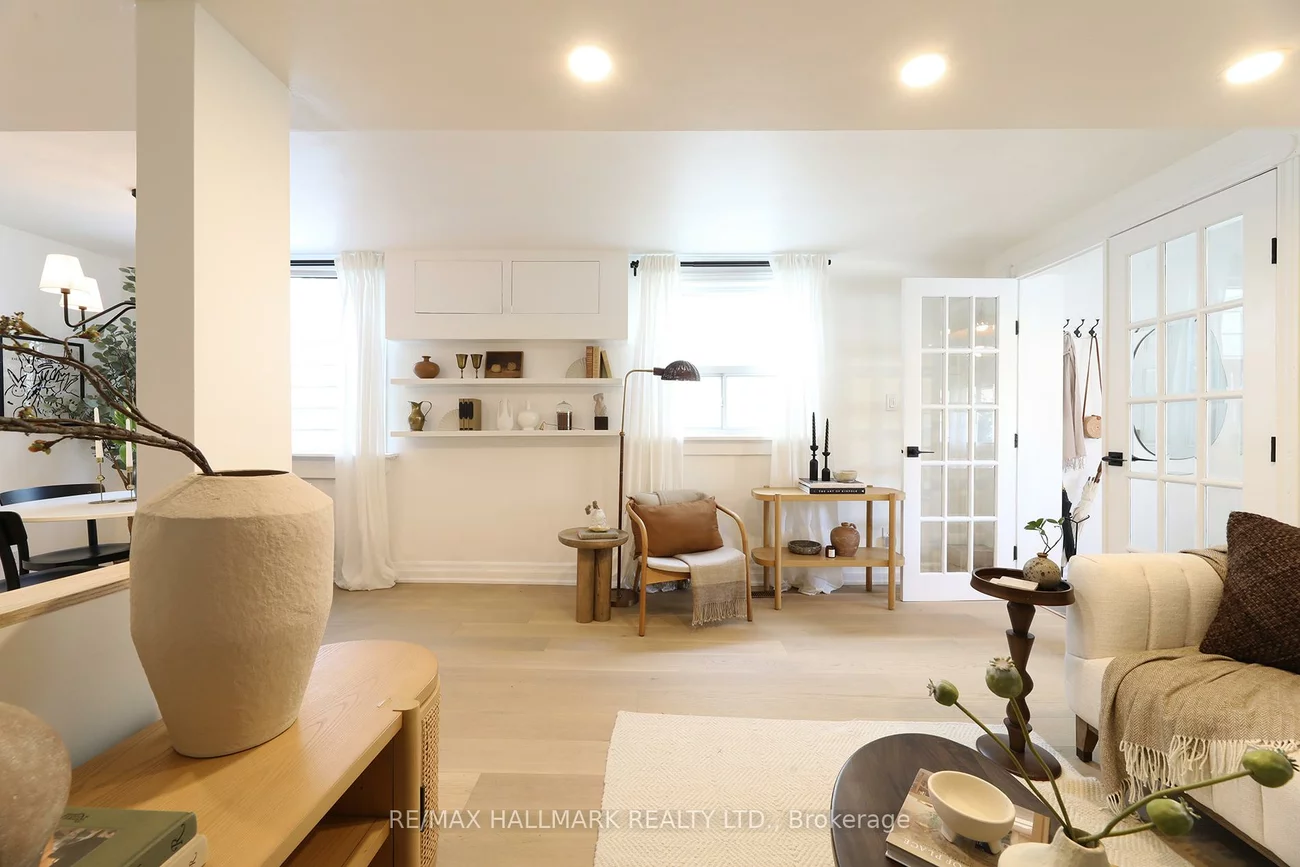 53, Craven, Greenwood-Coxwell, Toronto