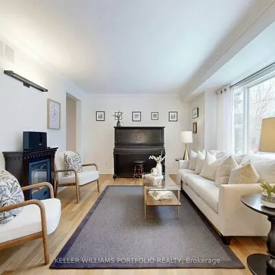 49, Dolphin, Clairlea-Birchmount, Toronto