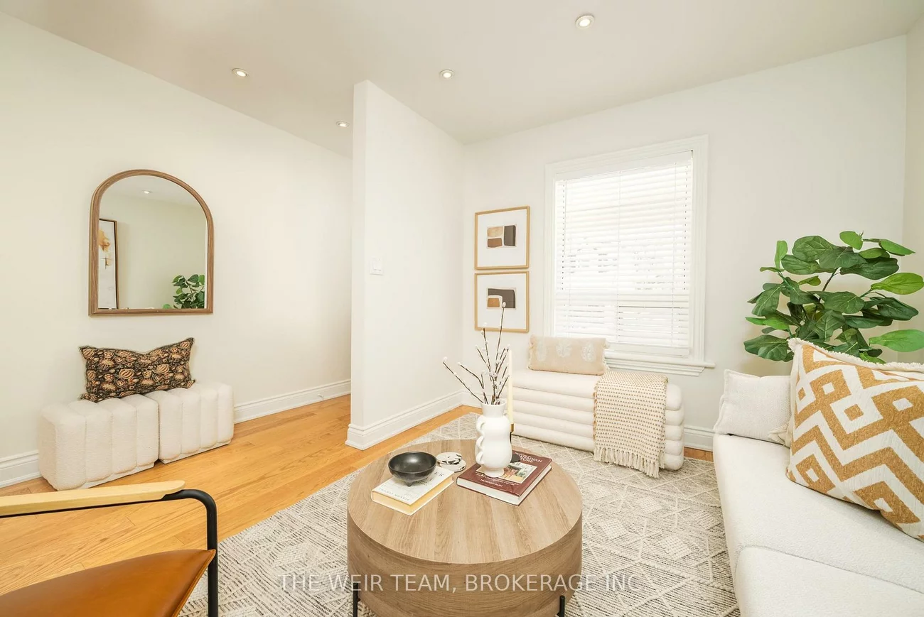 10, Eldon, Crescent Town, Toronto