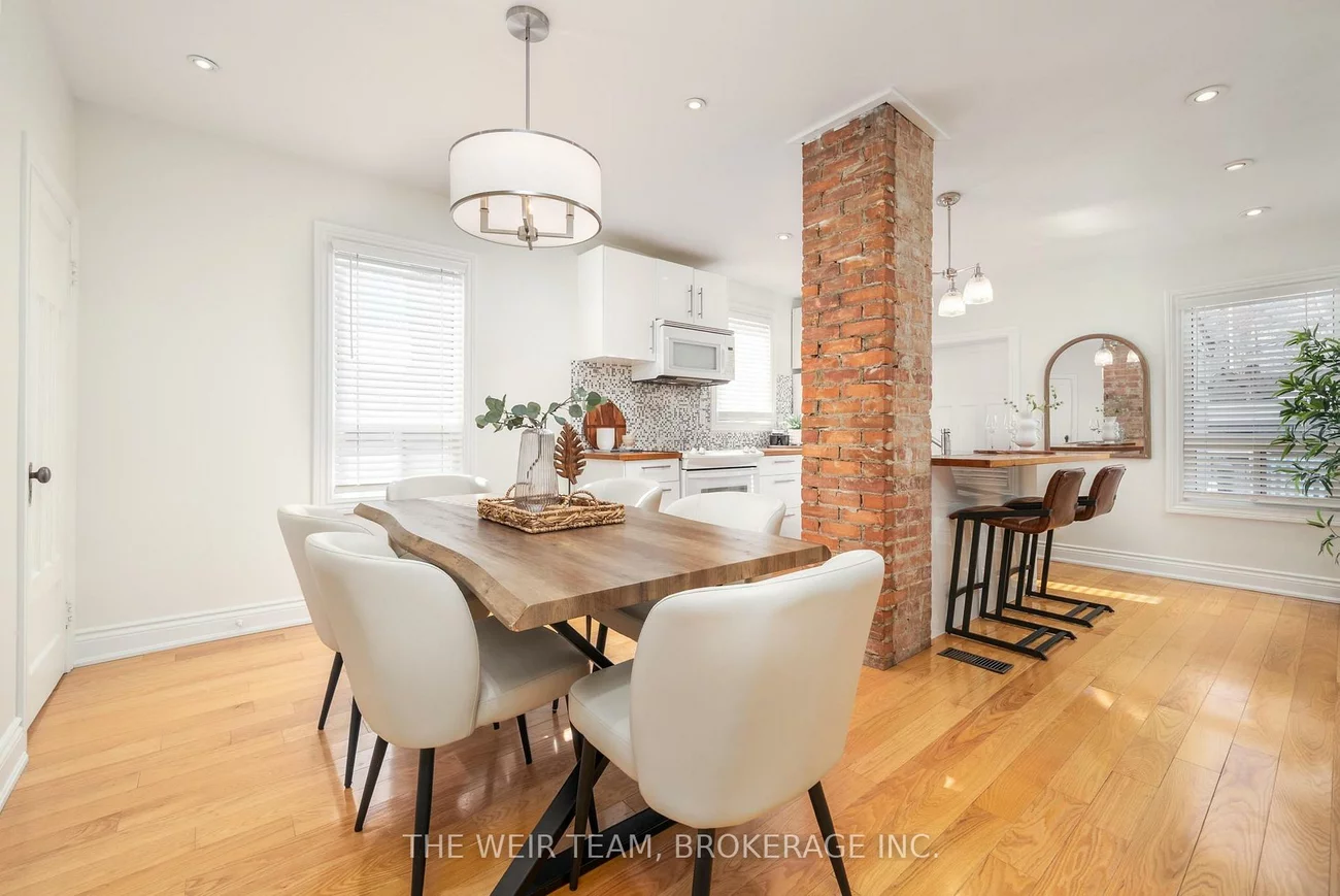 10, Eldon, Crescent Town, Toronto