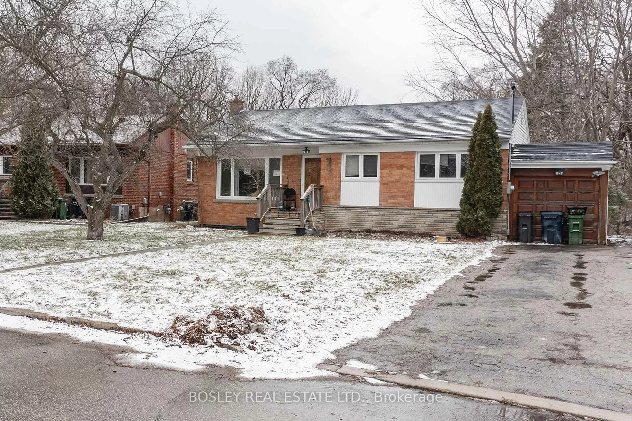 22, Hopecrest, Kennedy Park, Toronto