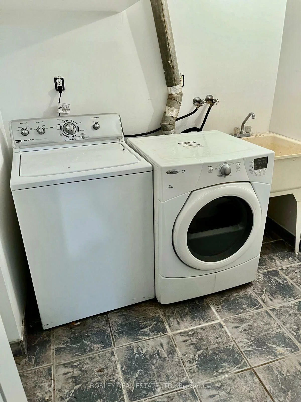 22, Hopecrest, Kennedy Park, Toronto