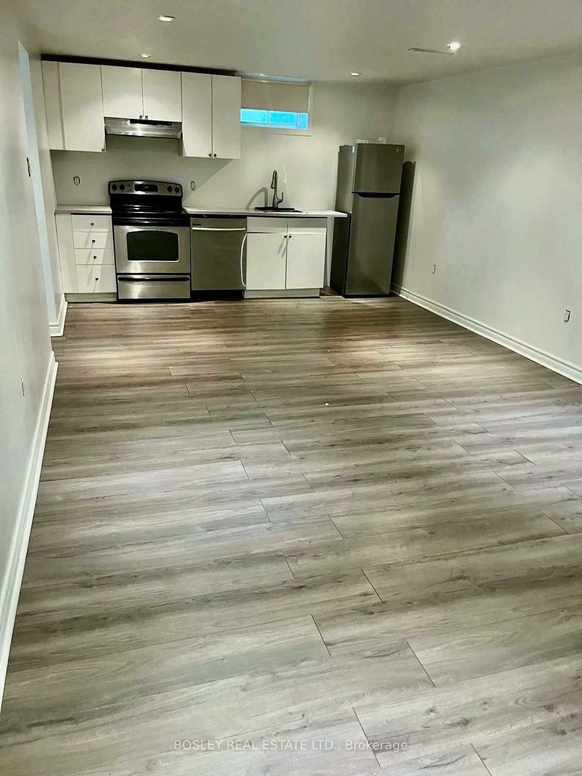 22, Hopecrest, Kennedy Park, Toronto