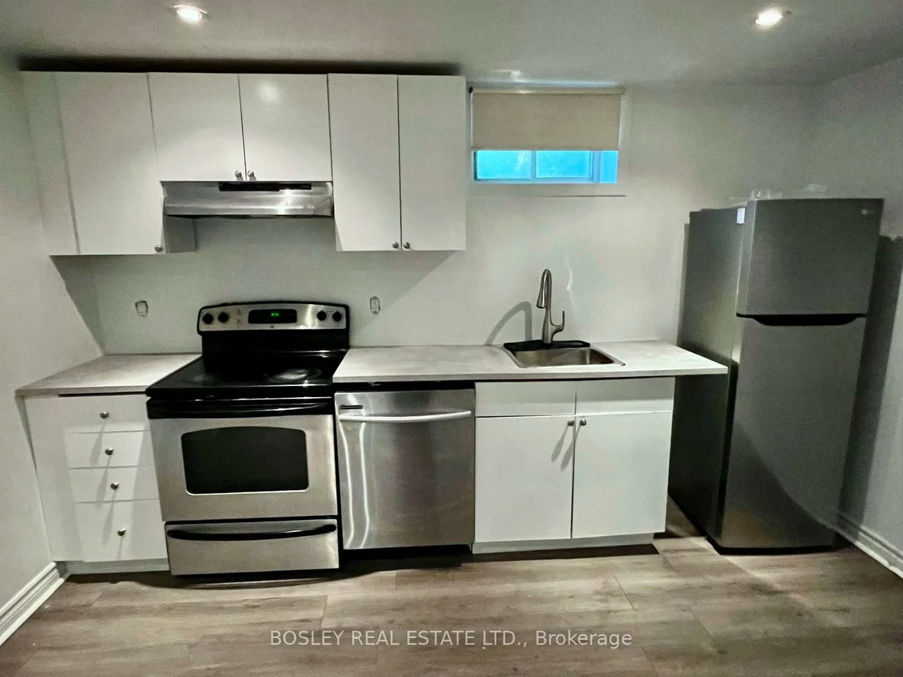 22, Hopecrest, Kennedy Park, Toronto