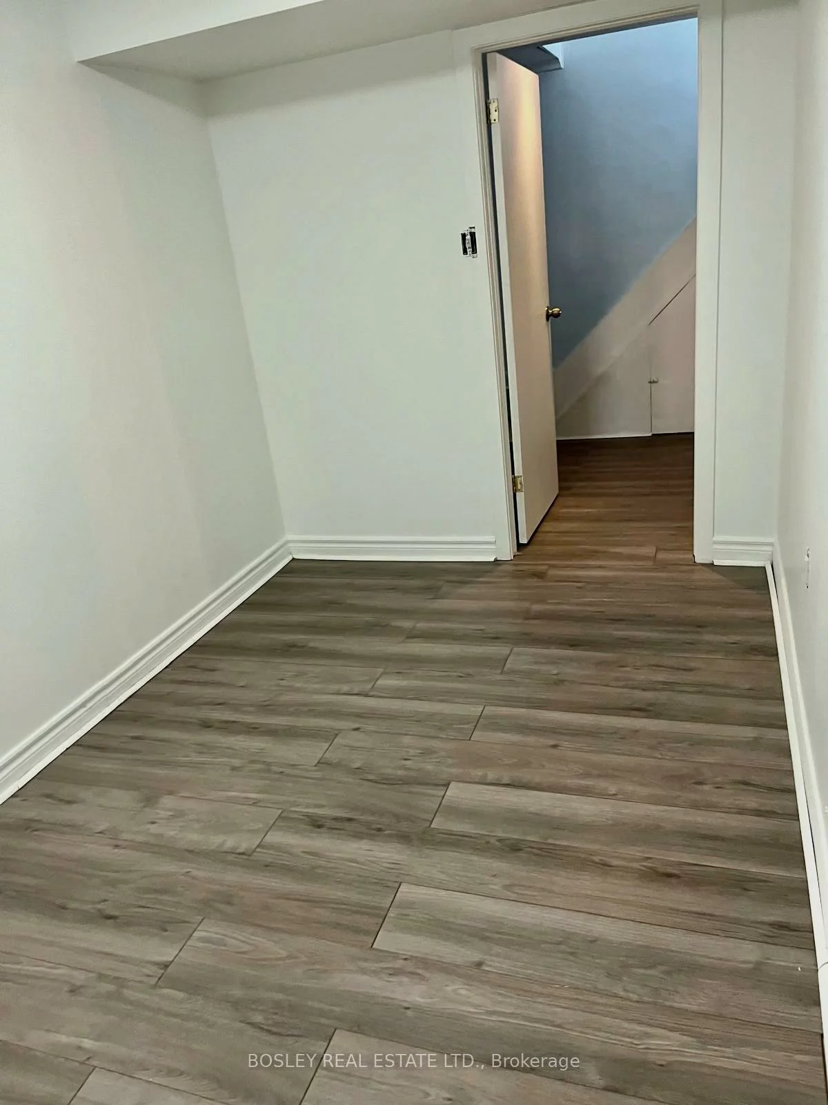 22, Hopecrest, Kennedy Park, Toronto