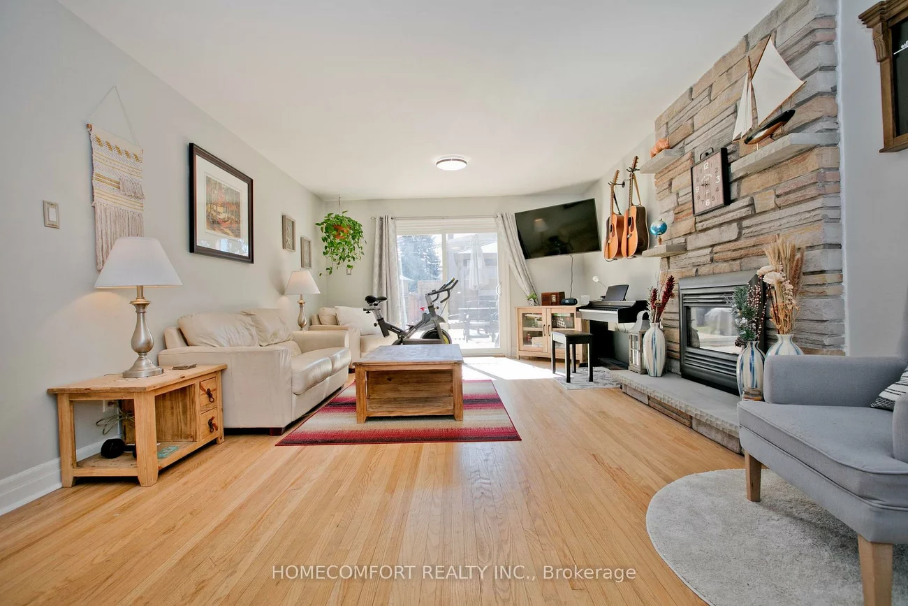 47, Tivoli, Guildwood, Toronto