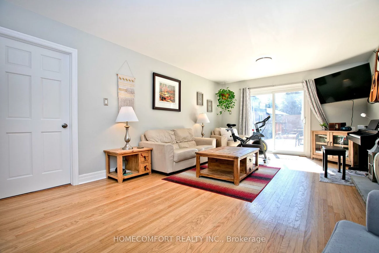 47, Tivoli, Guildwood, Toronto