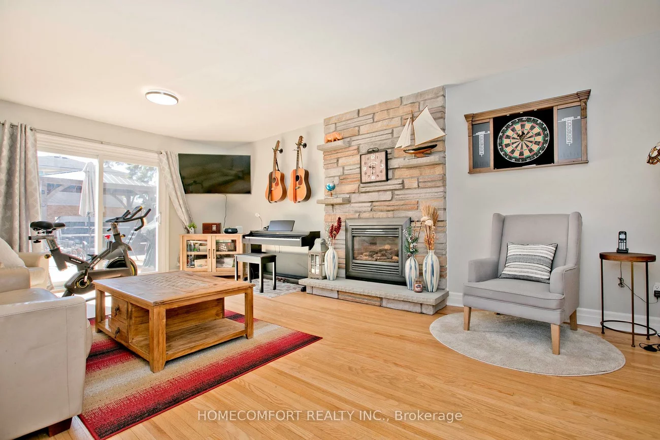 47, Tivoli, Guildwood, Toronto