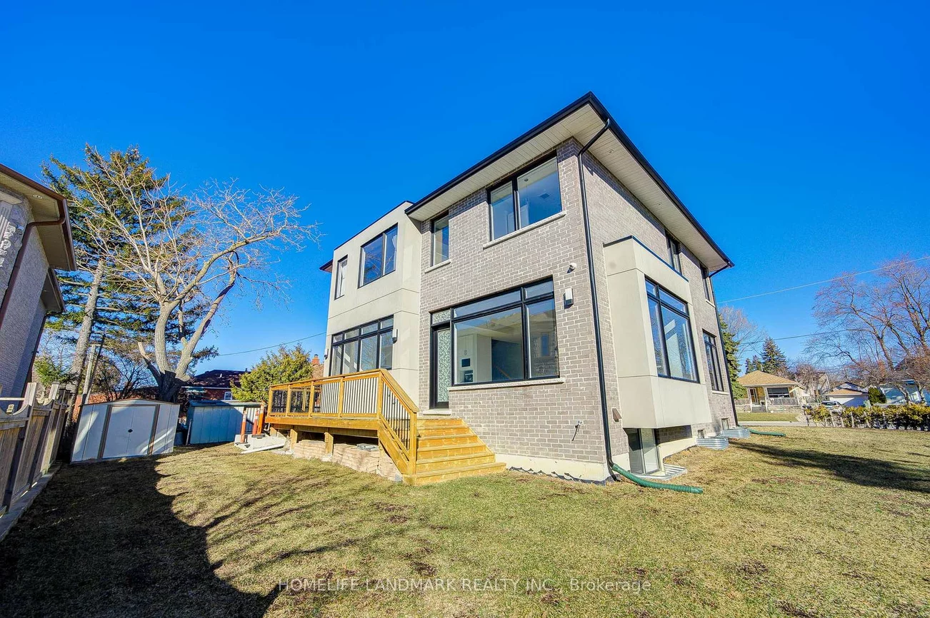 53, Saugeen, Kennedy Park, Toronto