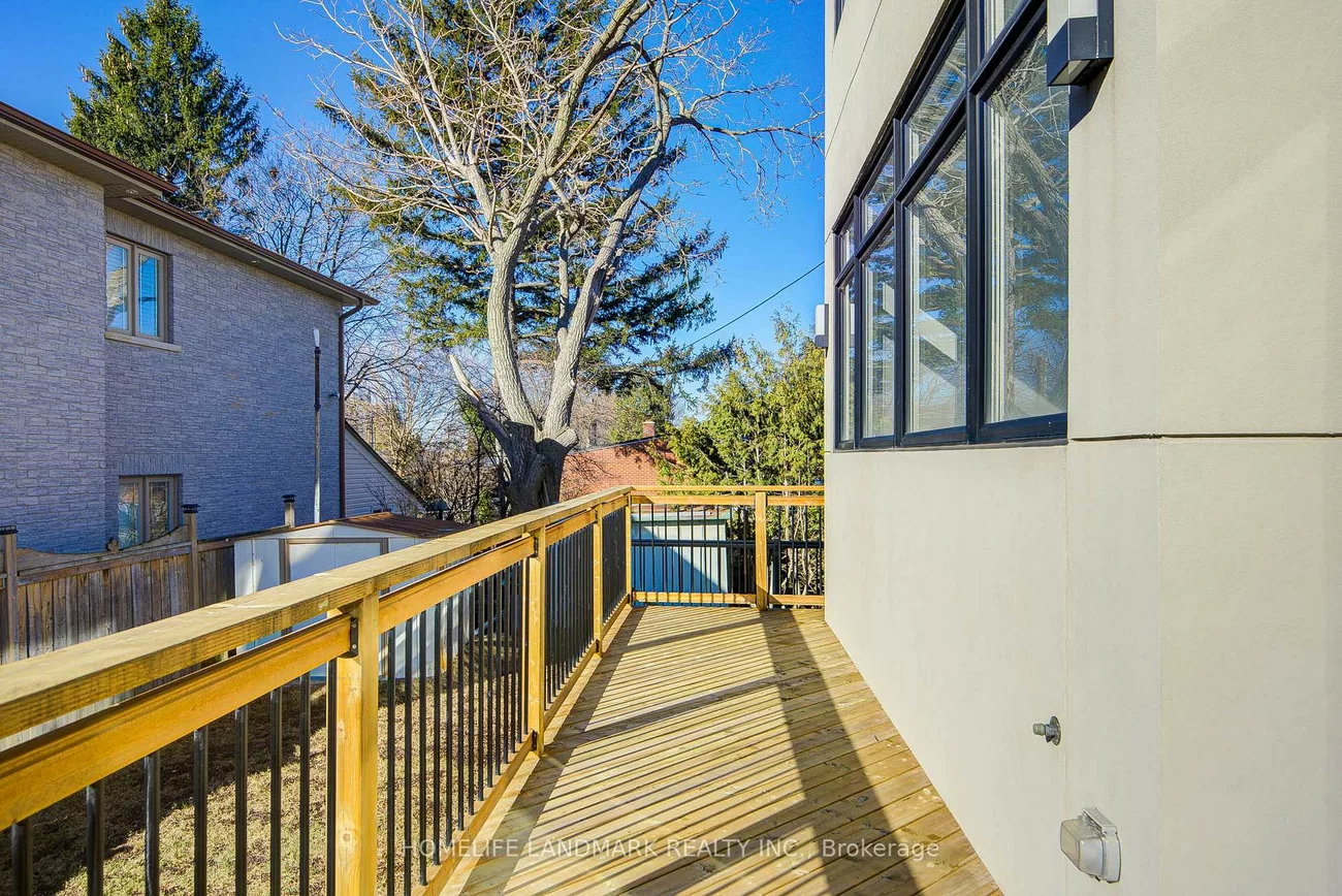 53, Saugeen, Kennedy Park, Toronto