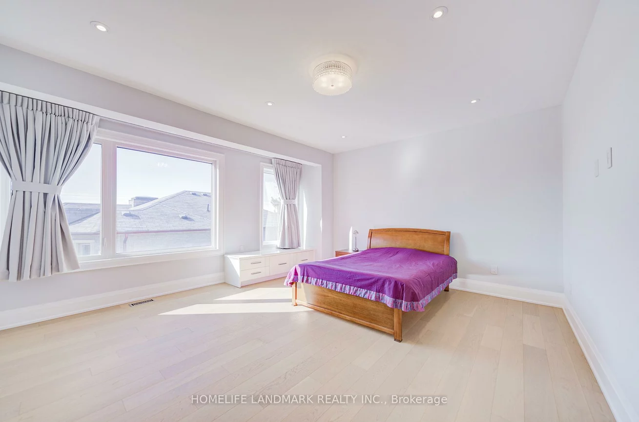 53, Saugeen, Kennedy Park, Toronto