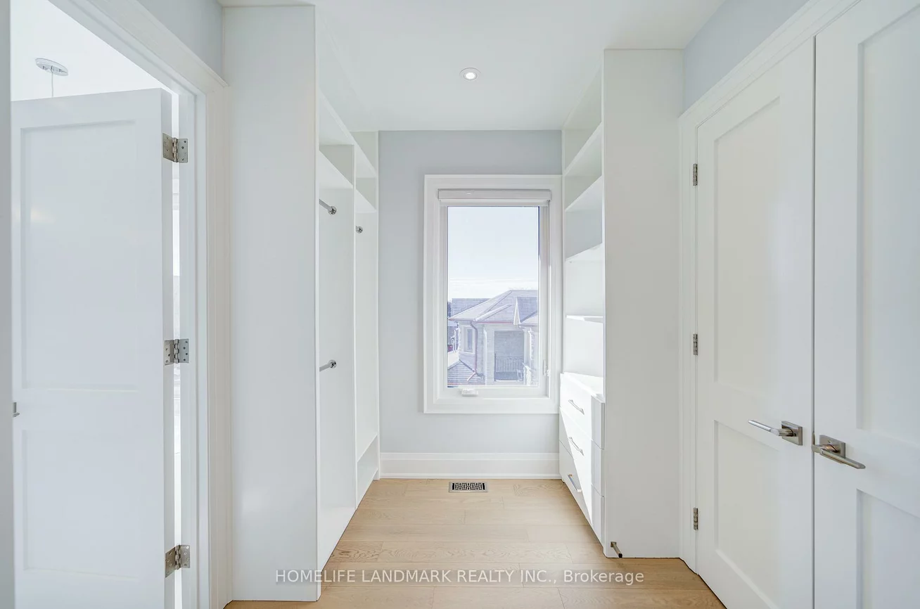 53, Saugeen, Kennedy Park, Toronto