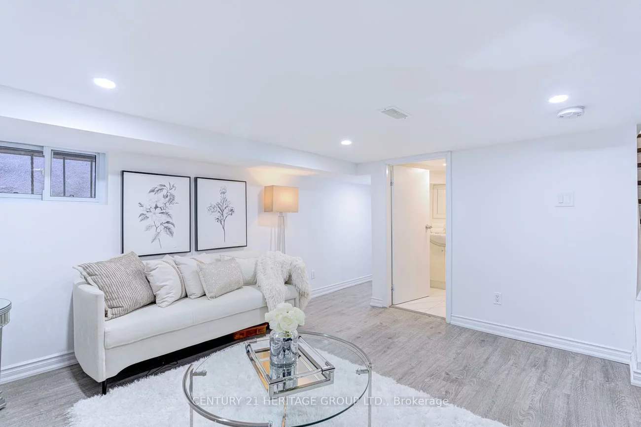 54, Roseheath, Woodbine Corridor, Toronto