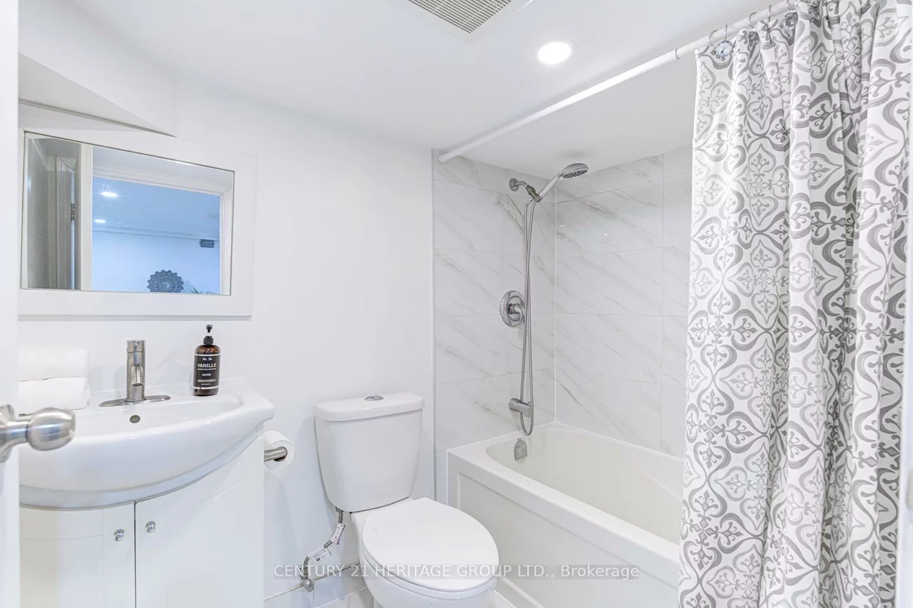 54, Roseheath, Woodbine Corridor, Toronto