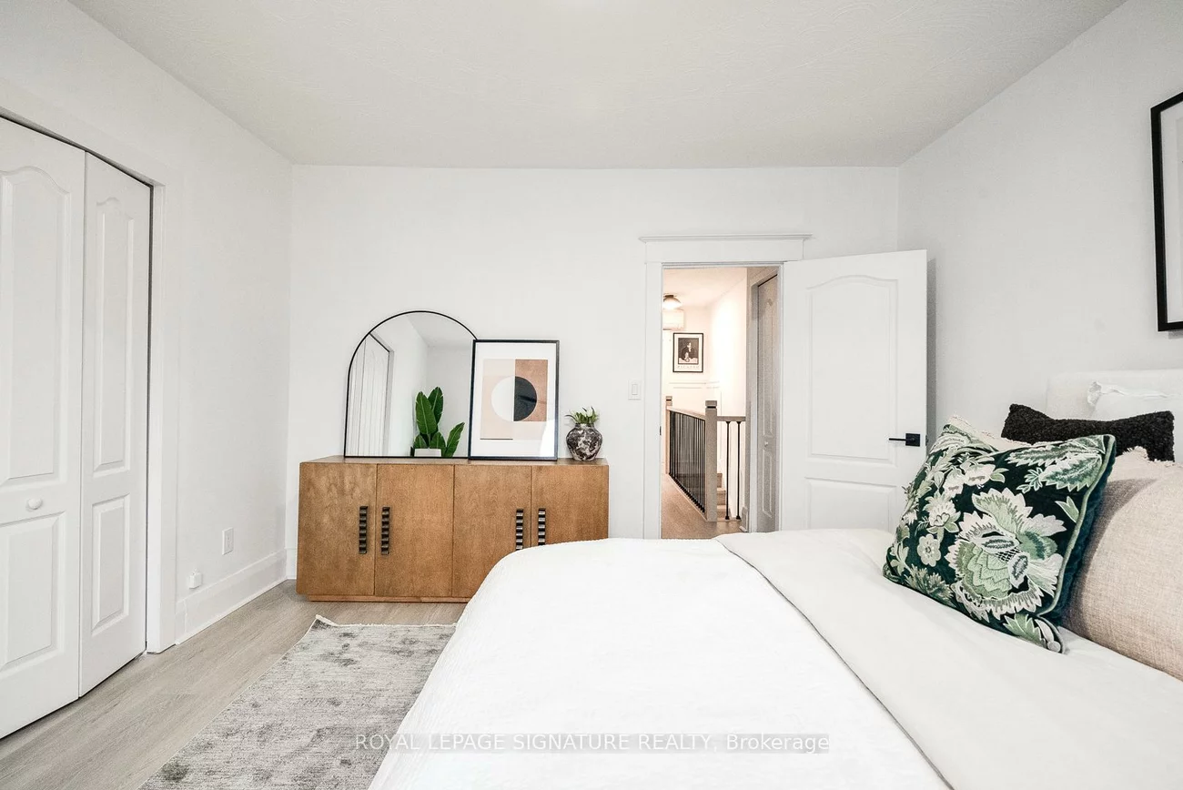 216, Parkmount, Greenwood-Coxwell, Toronto