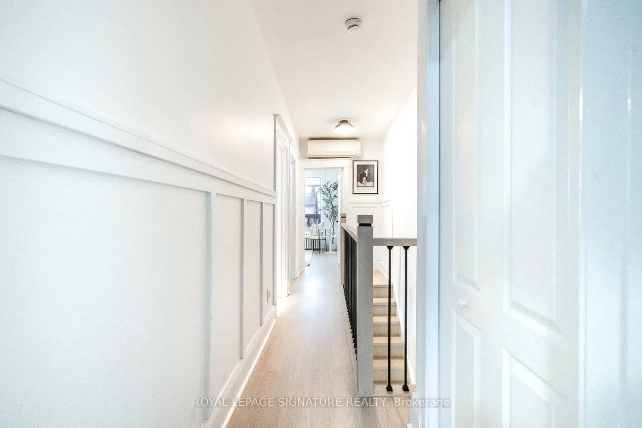 216, Parkmount, Greenwood-Coxwell, Toronto