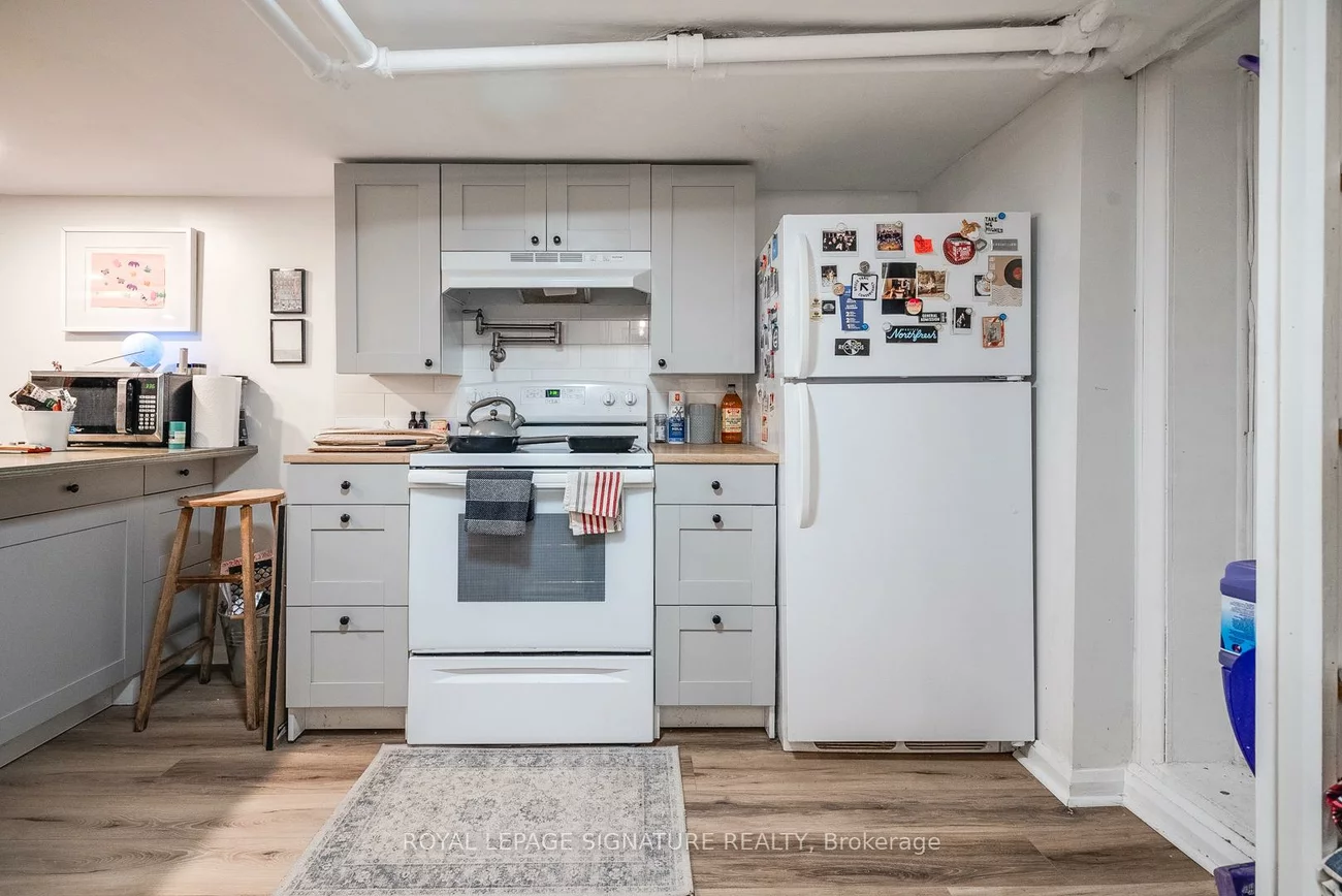 216, Parkmount, Greenwood-Coxwell, Toronto