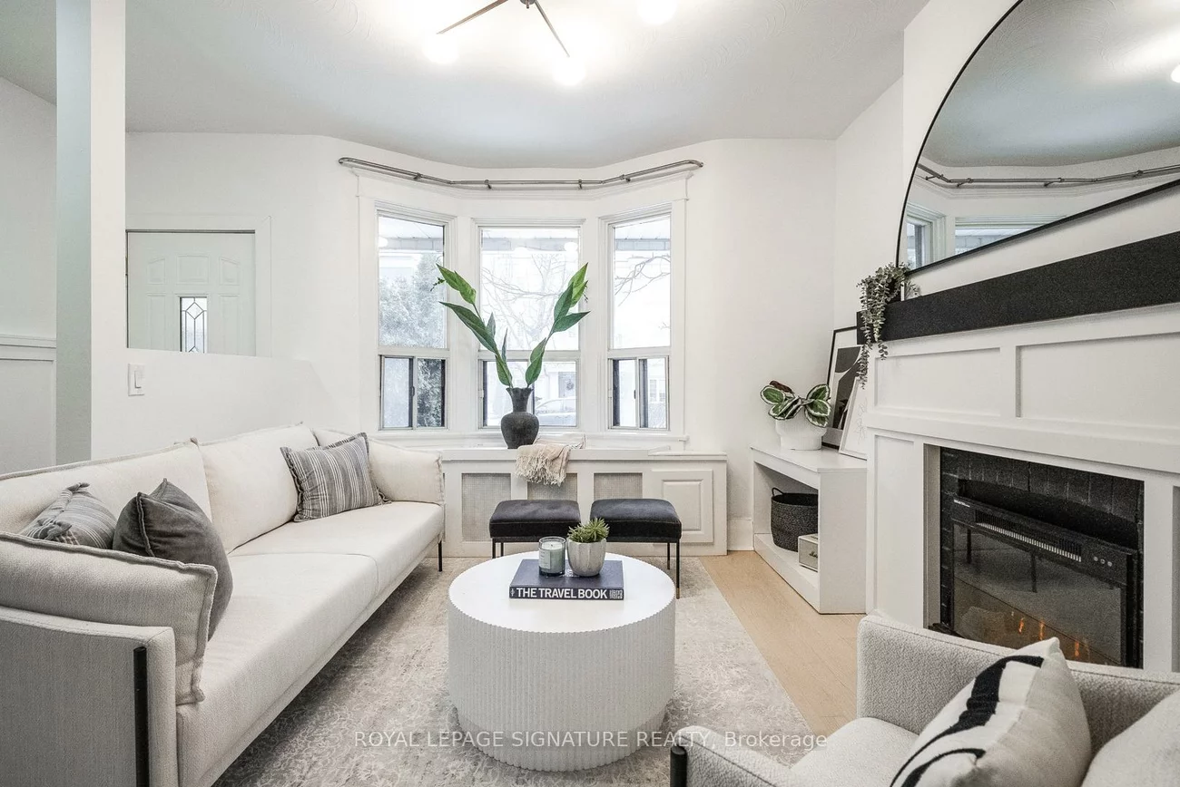 216, Parkmount, Greenwood-Coxwell, Toronto