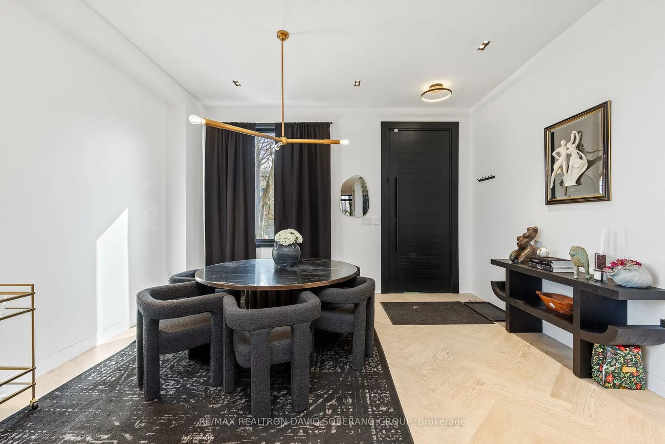 90, East Lynn, Woodbine Corridor, Toronto