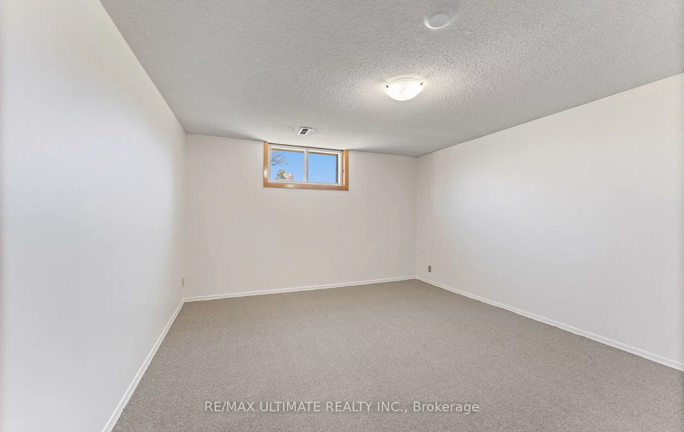 37, Brantford, L'Amoreaux, Toronto