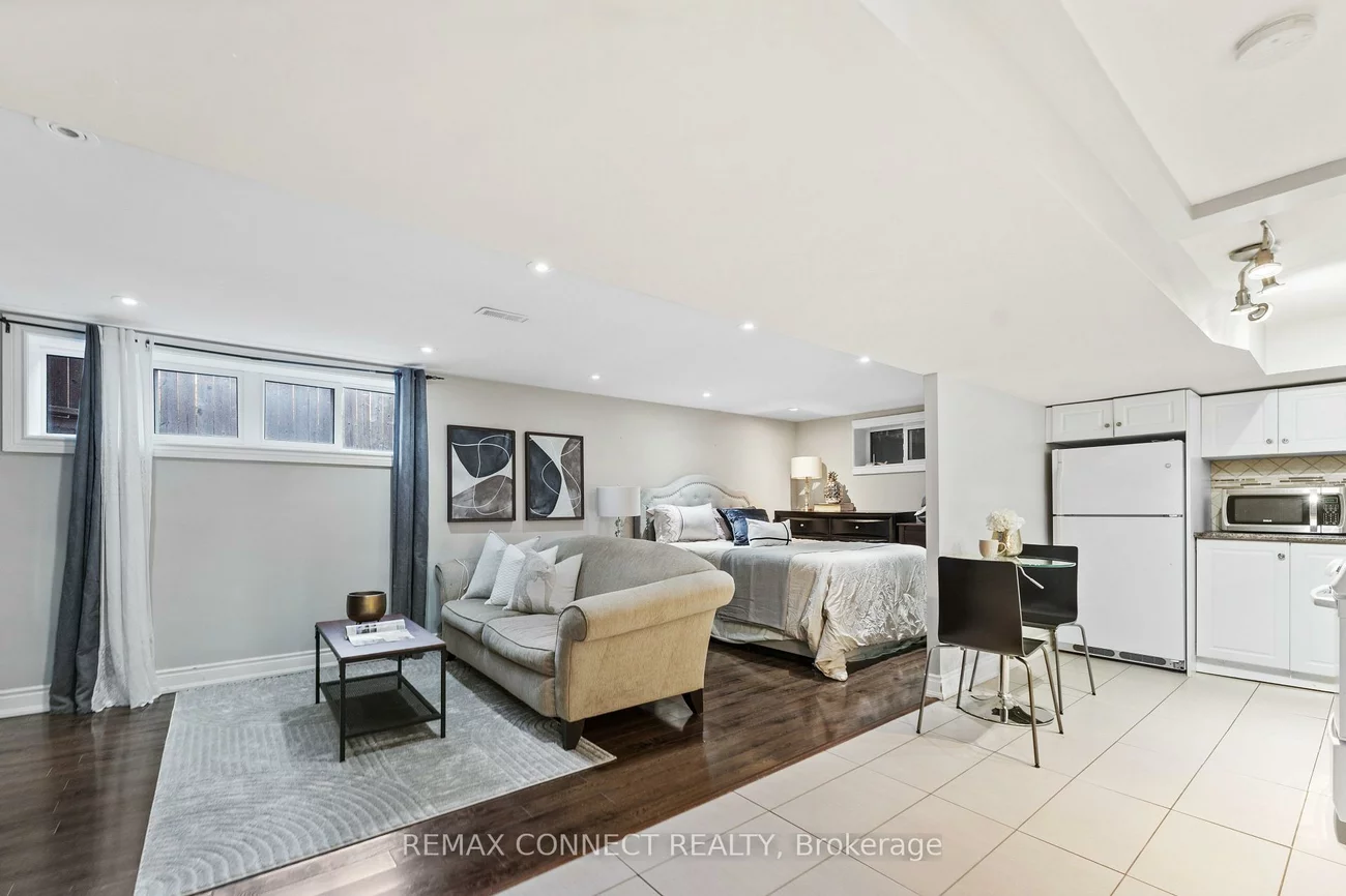 23, Penetang, Bendale, Toronto
