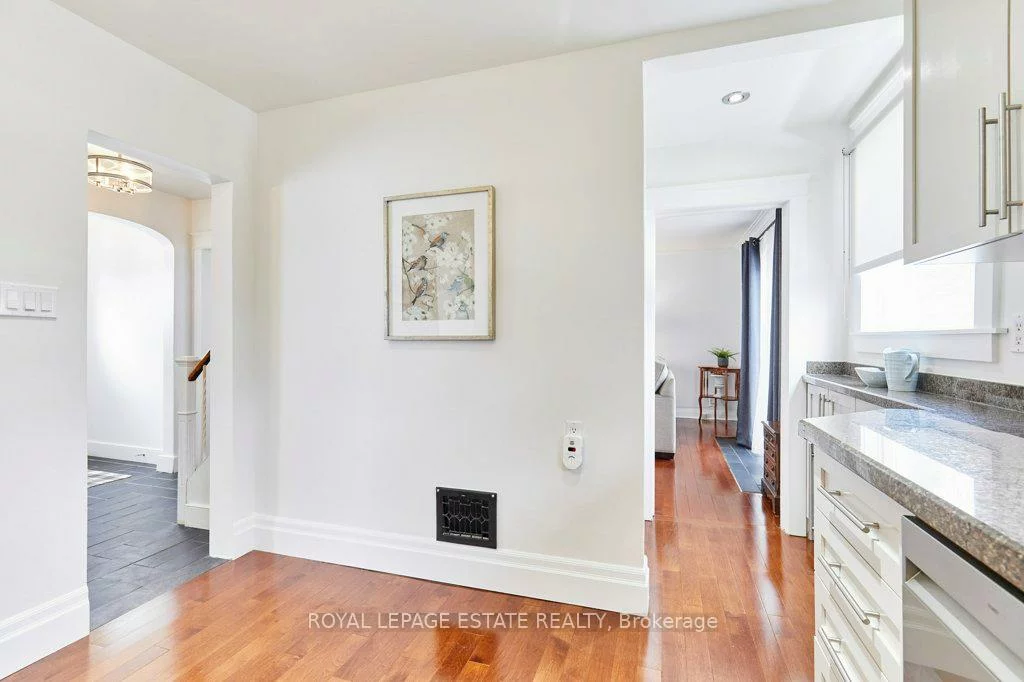 15, Squires, O'Connor-Parkview, Toronto