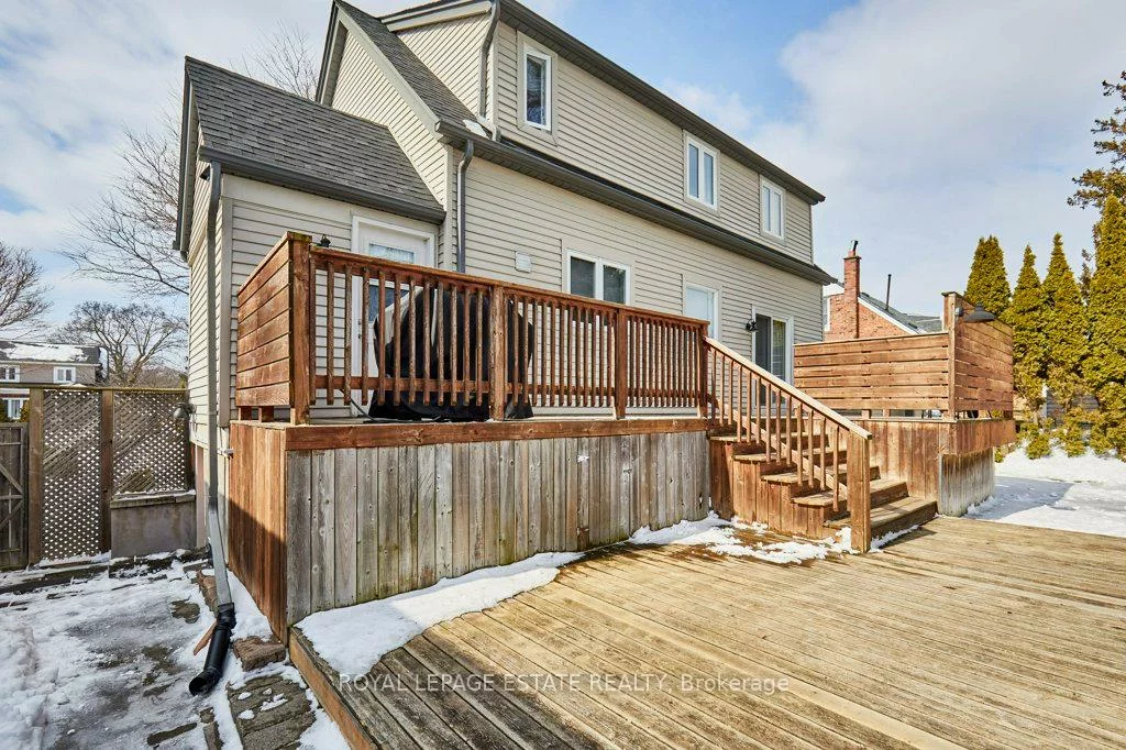 15, Squires, O'Connor-Parkview, Toronto