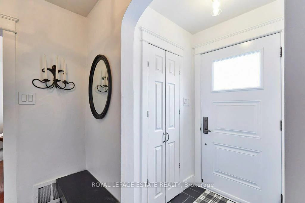 15, Squires, O'Connor-Parkview, Toronto