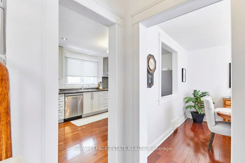 15, Squires, O'Connor-Parkview, Toronto