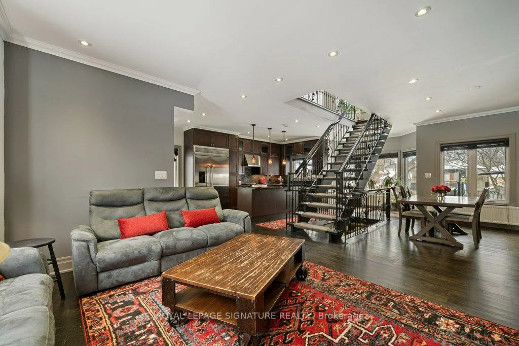 12, Willowhurst, Wexford-Maryvale, Toronto
