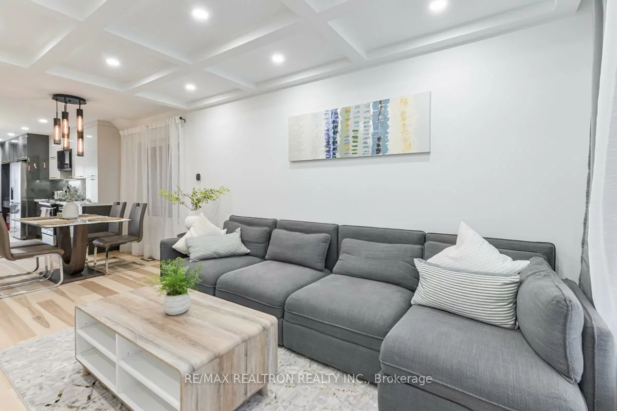 1A, Normandy, Woodbine Corridor, Toronto