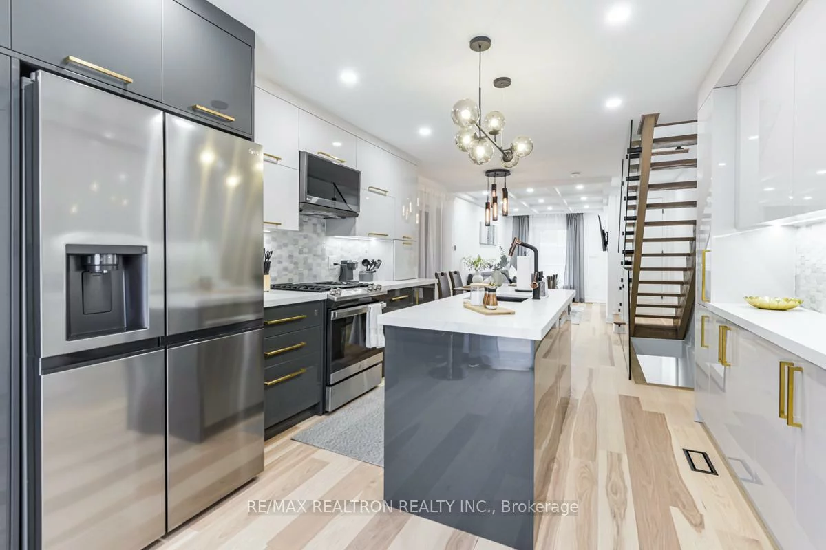 1A, Normandy, Woodbine Corridor, Toronto