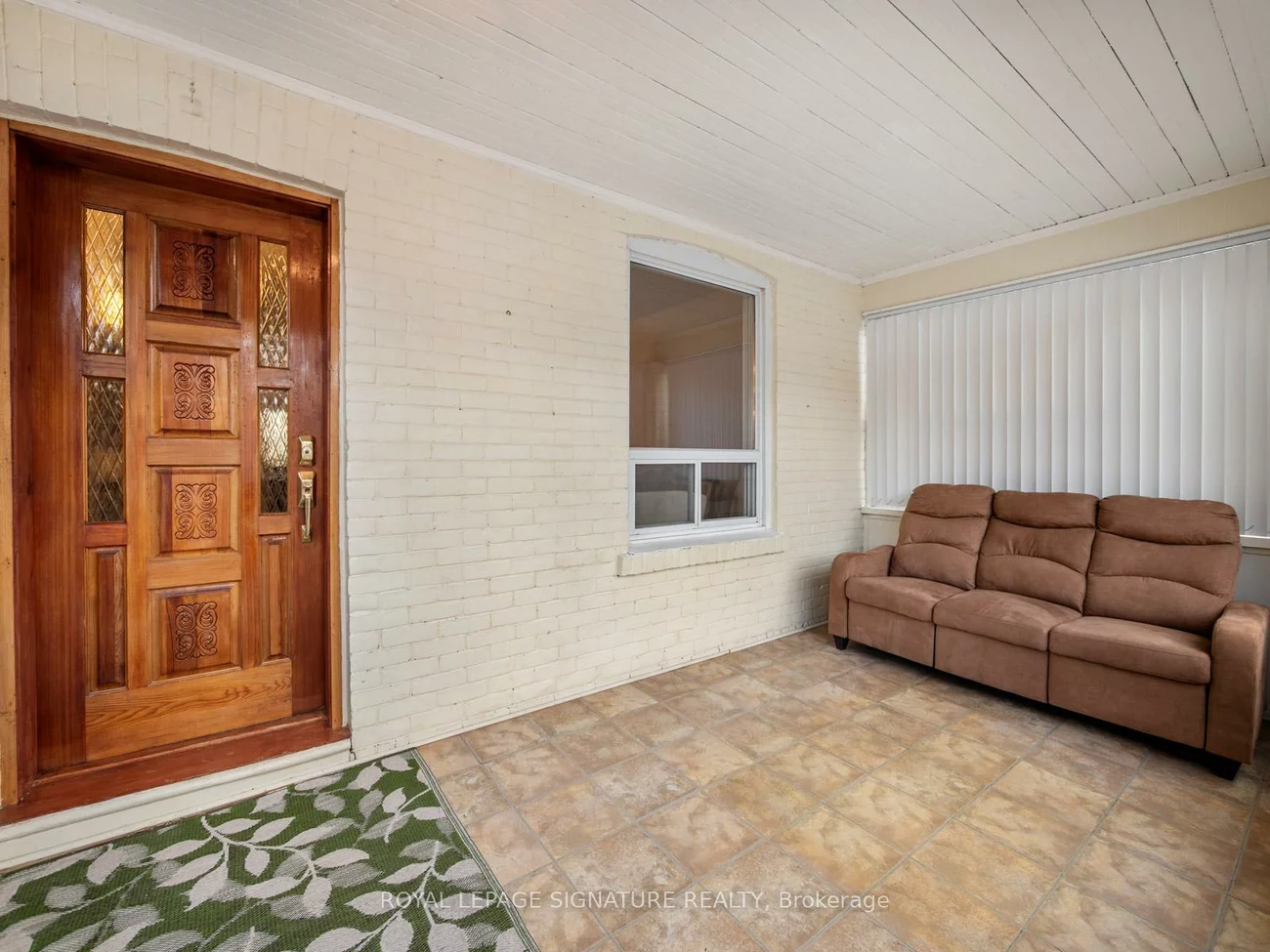 45, Eaton, Danforth, Toronto