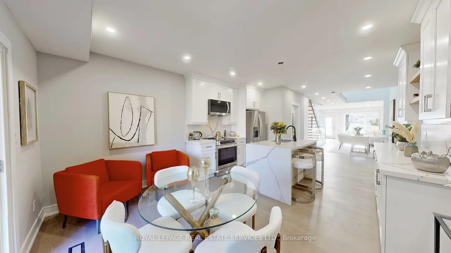 1073, Craven, Greenwood-Coxwell, Toronto