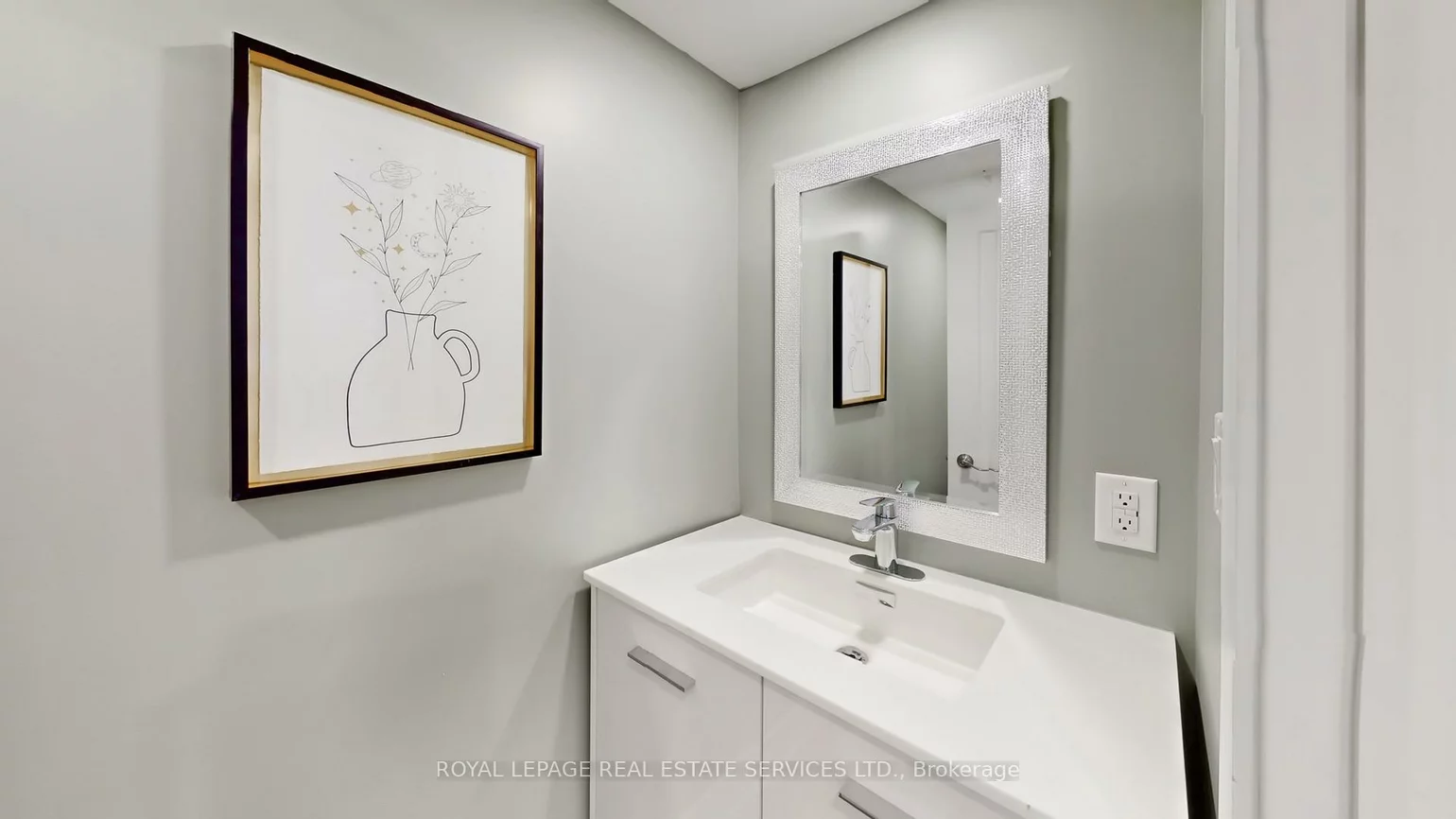 1073, Craven, Greenwood-Coxwell, Toronto