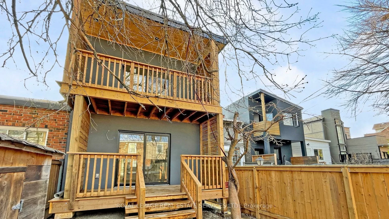 1073, Craven, Greenwood-Coxwell, Toronto