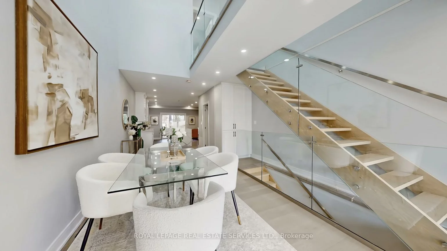 1073, Craven, Greenwood-Coxwell, Toronto