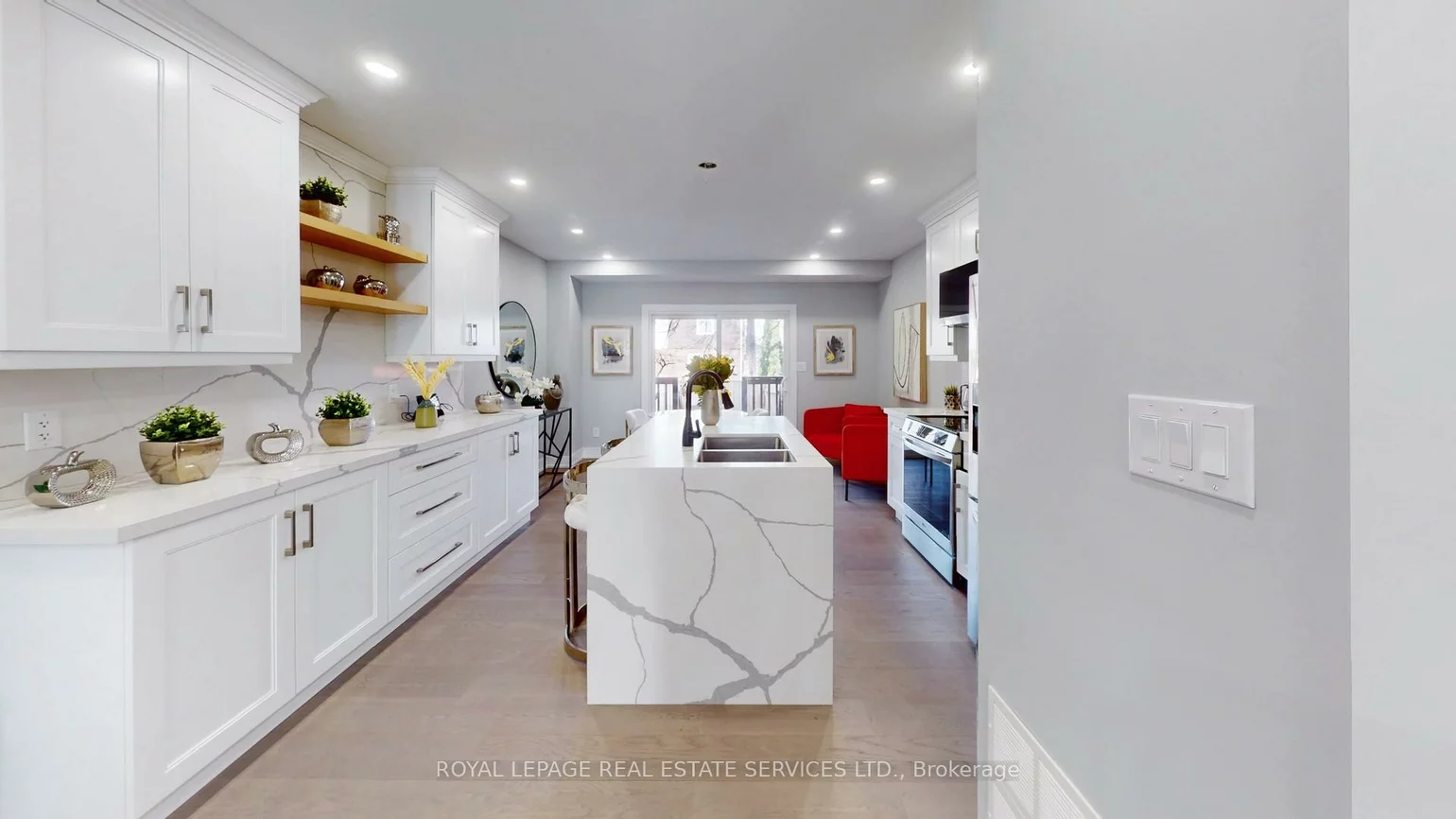 1073, Craven, Greenwood-Coxwell, Toronto