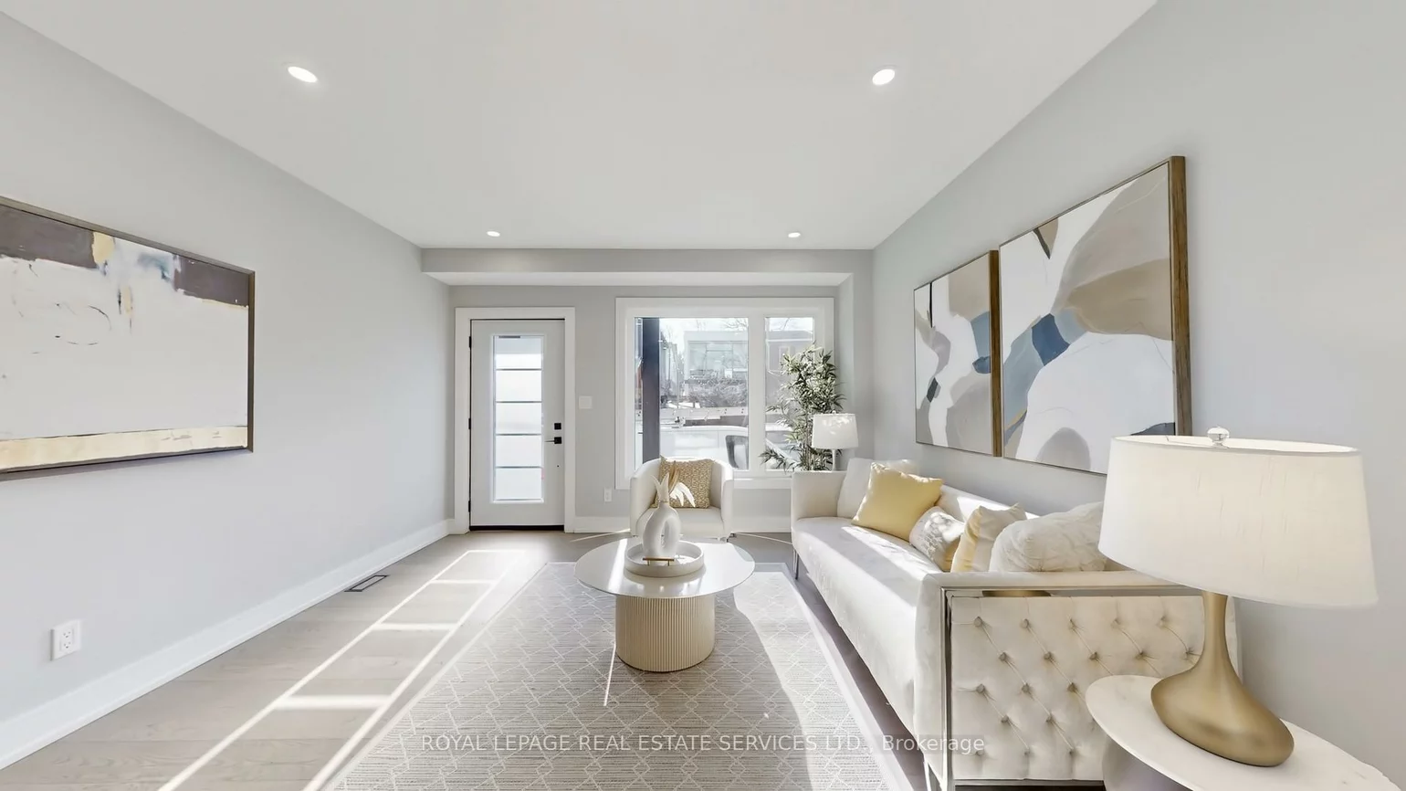 1073, Craven, Greenwood-Coxwell, Toronto