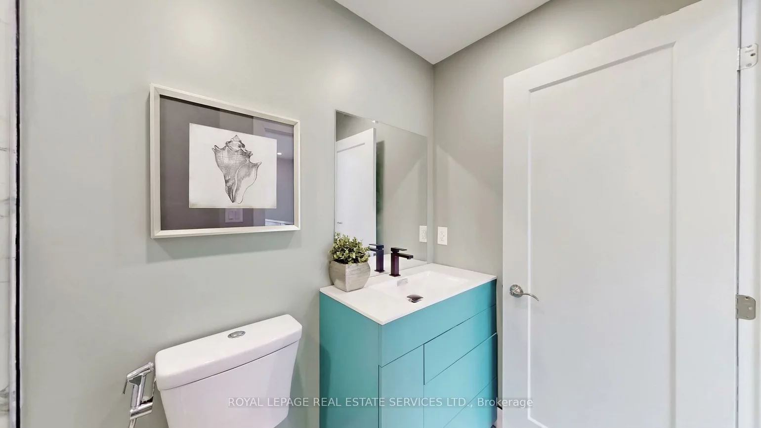 1073, Craven, Greenwood-Coxwell, Toronto