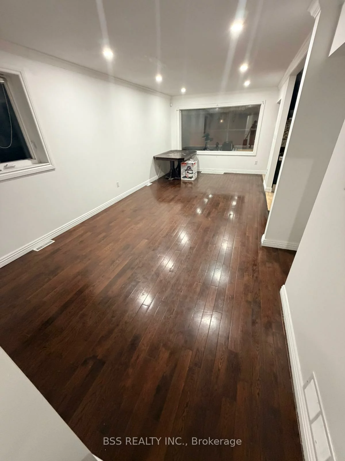 464, Warden, Oakridge, Toronto