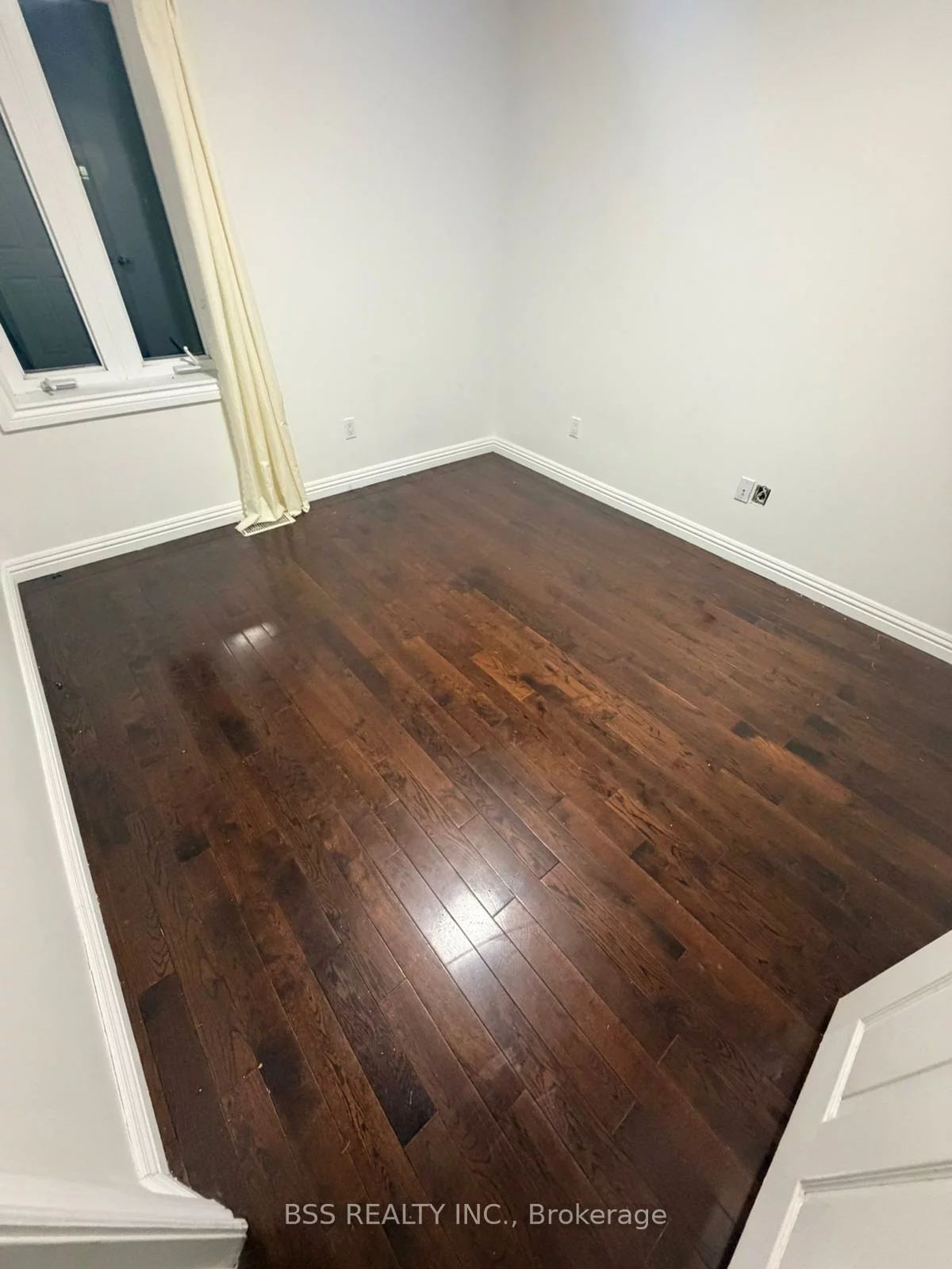 464, Warden, Oakridge, Toronto