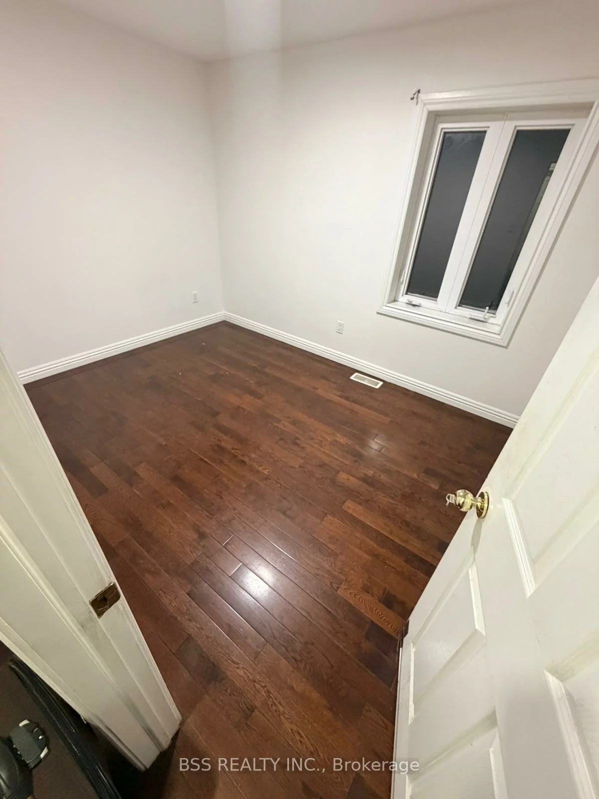 464, Warden, Oakridge, Toronto