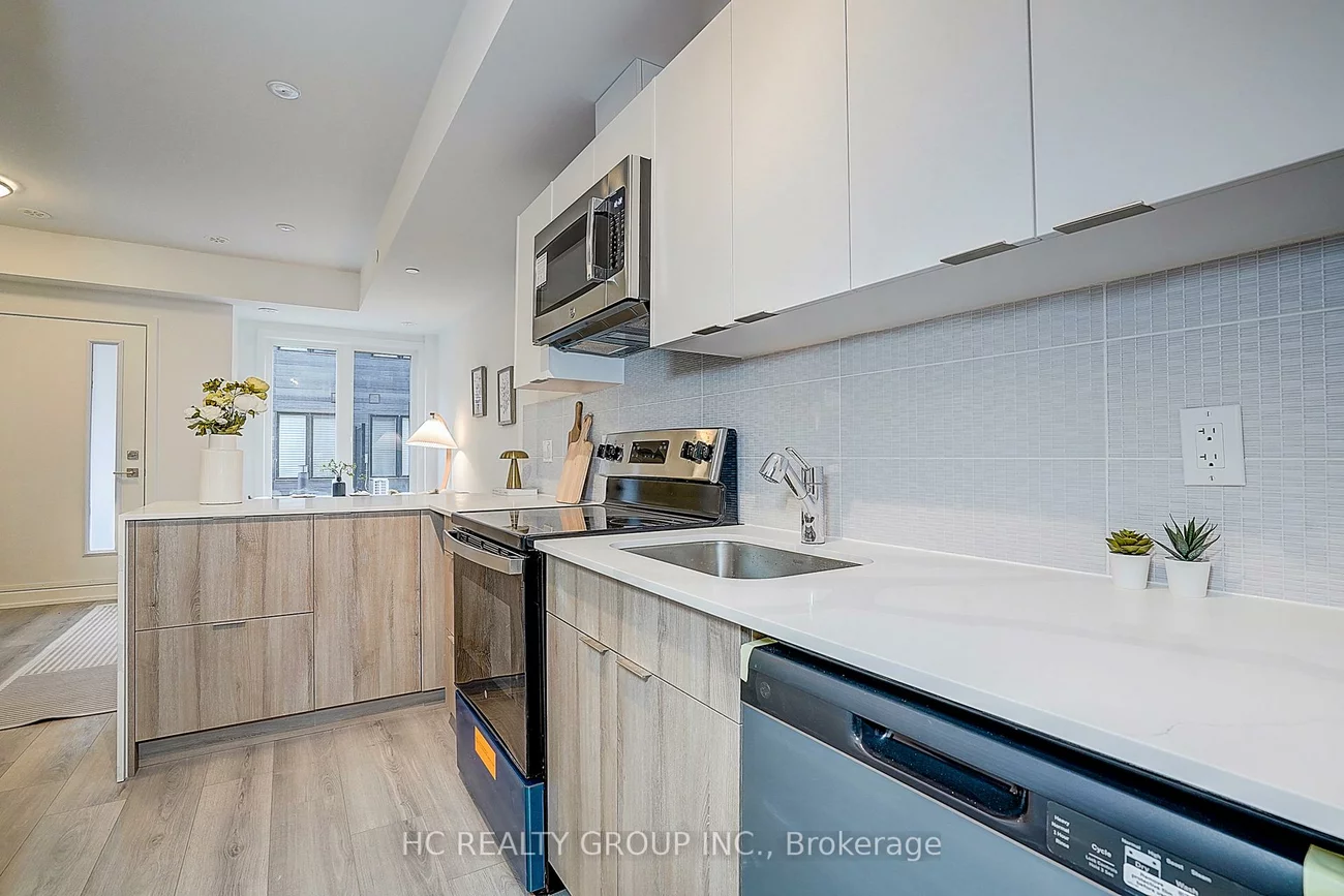 3079, Pharmacy, L'Amoreaux, Toronto